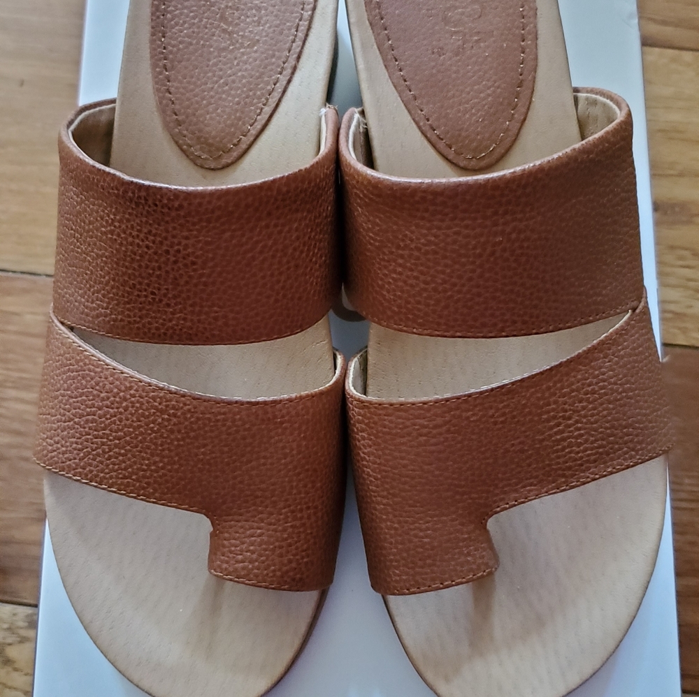 Luca leather sandals